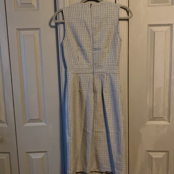 H&M dress - Picture 2 of 2